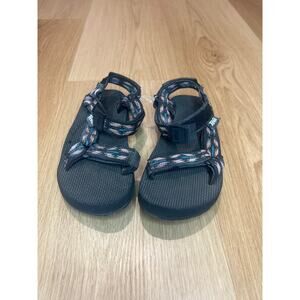 TEVA sandals sz 2